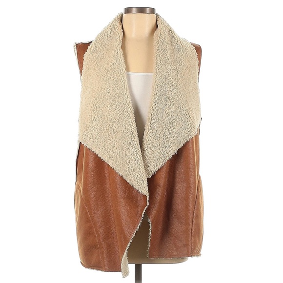 Forever 21 Faux Shearling Vest Camel Suede - Picture 4 of 7
